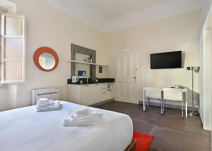 Apt. Perla - Pauline Suites, Palazzo Borghese Apartamento